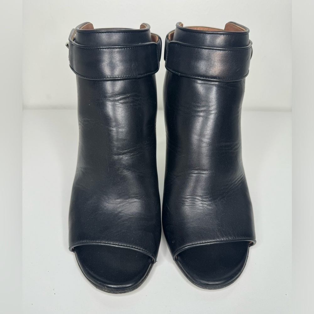 GIVENCHY Tisci Shark Lock Wedge Booties - Size 39.5 - Picture 2 of 6